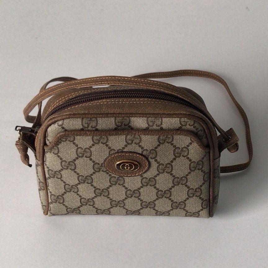 GUCCI グッチ オールドグッチ GGプラス コーティングキャンバス ...