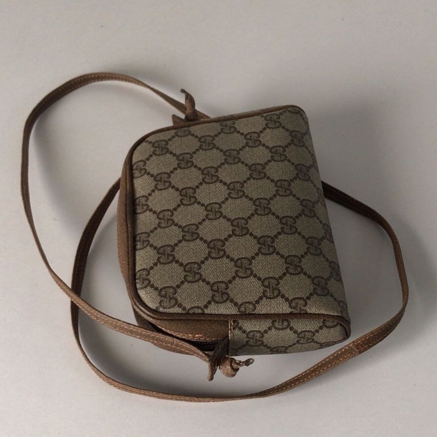 GUCCI グッチ オールドグッチ GGプラス コーティングキャンバス ...