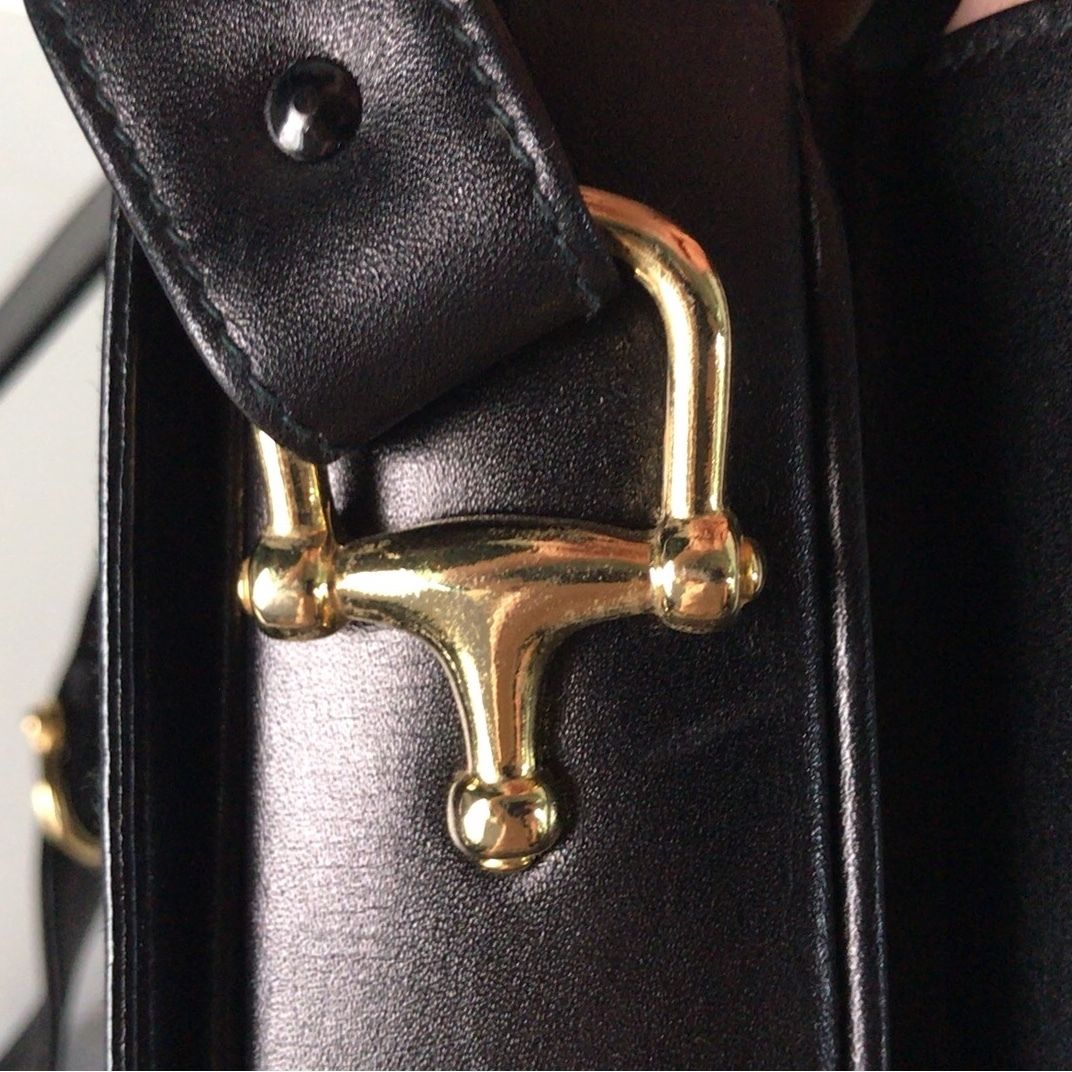 CELINE セリーヌ ゴールド馬車金具 カーフレザー ショルダーバッグ ブラック ヴィンテージ オールド 極美品