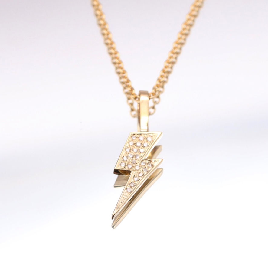 K18 Lightning Bolt Diamond Pendant LUXIS JE...