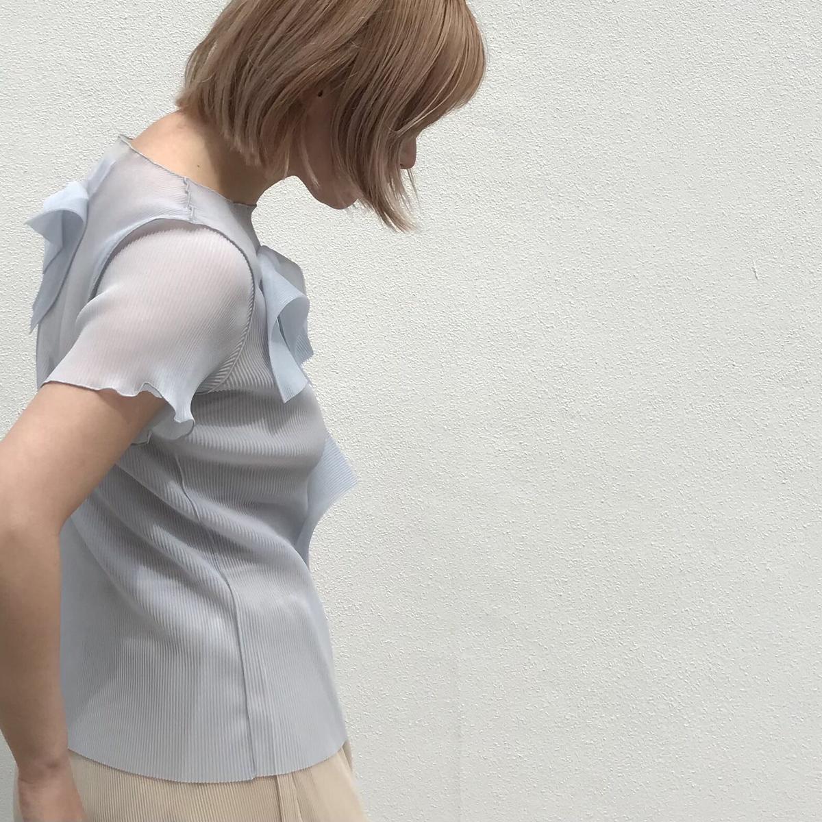 新作モデル 【最終値下げ】kotohayokozawa / Tops Pleats Tシャツ