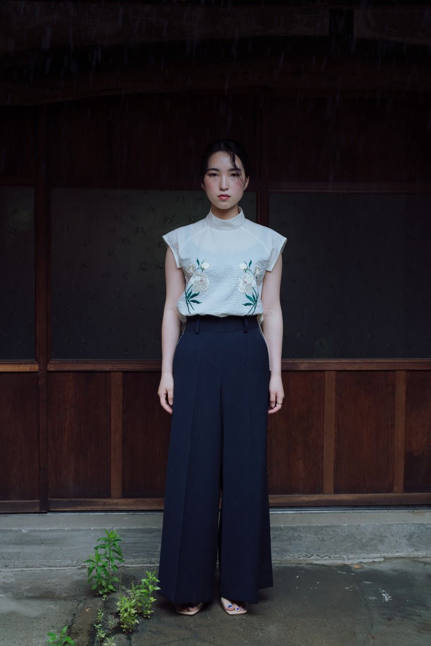 花を着るブラウス#01【芍薬】-ivory- 最前線の 花を着るブラウス#01【芍薬】-black- シャツ/ブラウス(半袖/袖なし)