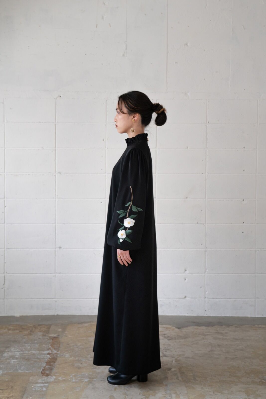 ICONOLOGY 花を着るワンピース#03【水仙】-black- iconology 花を着るワンピース#03【水仙】-black- - ロングワンピース