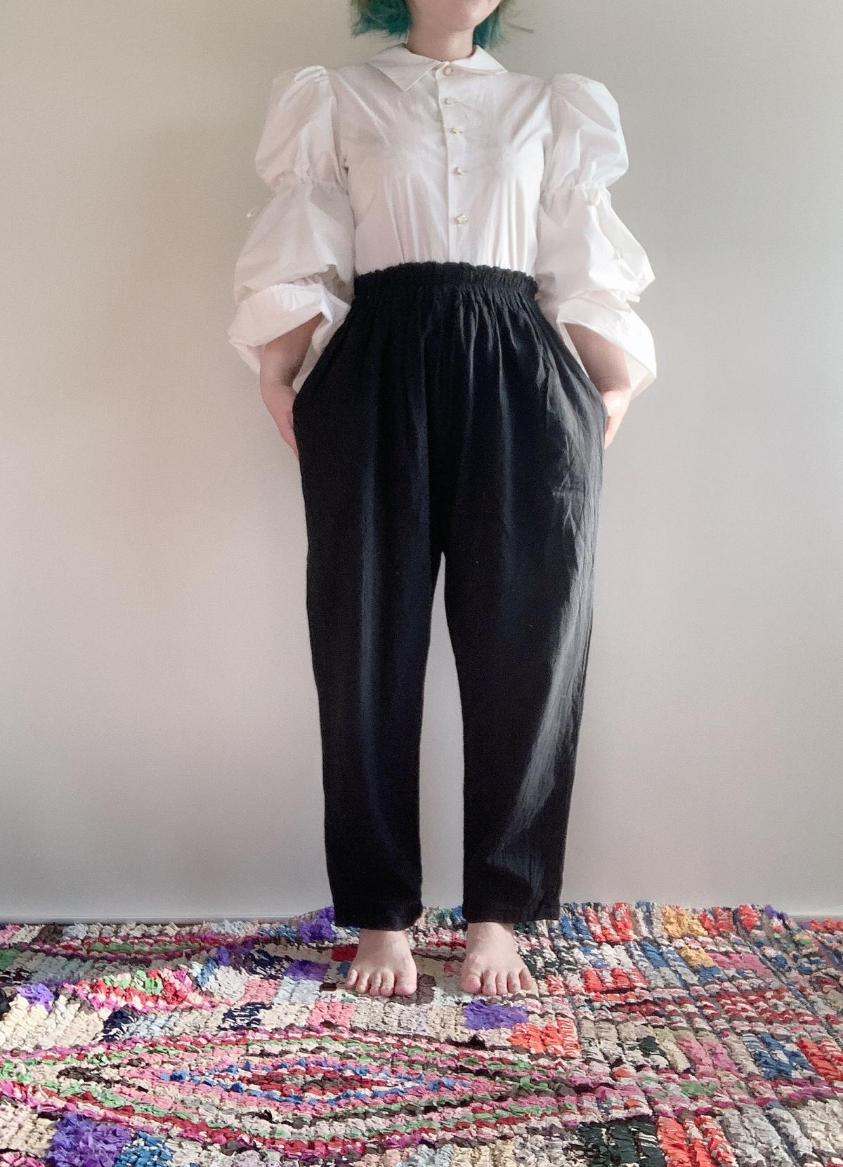 ヂェン先生の日常着 テーパードパンツ M ブラック The Misono