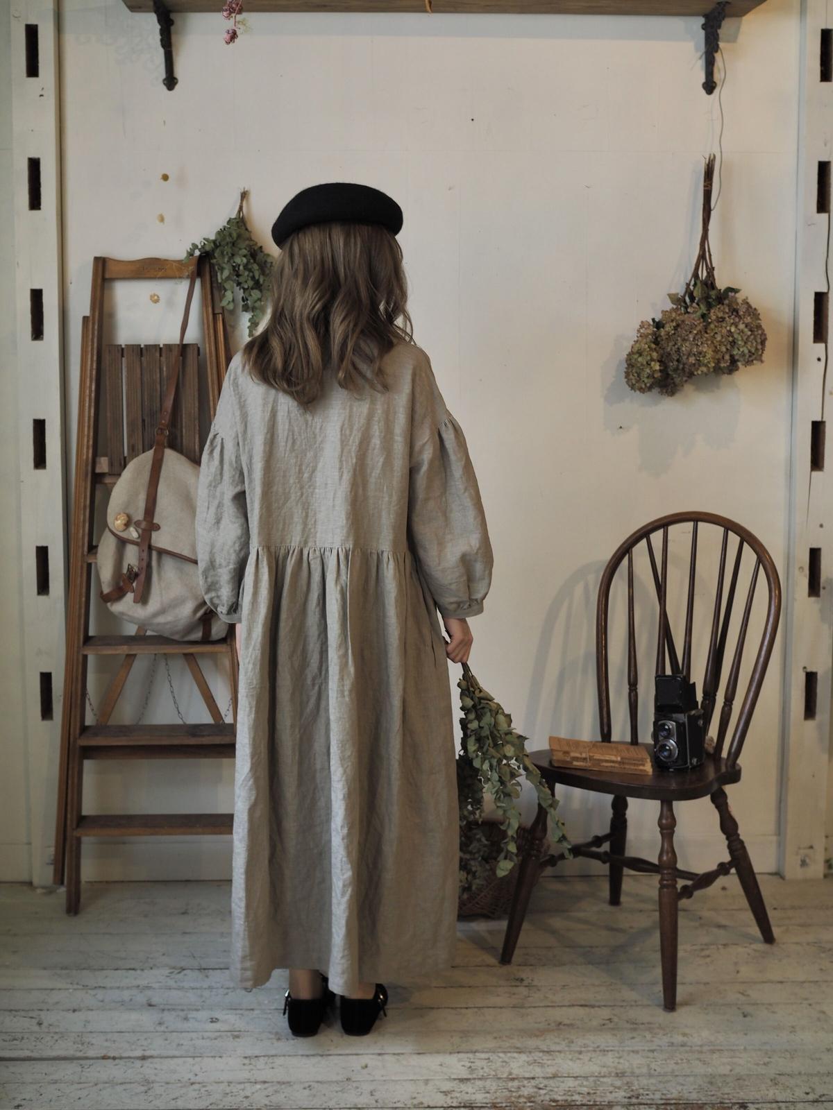 はとめクルミの並木道りのワンピース 手染 カフェオレ サンド Web価格 Momo