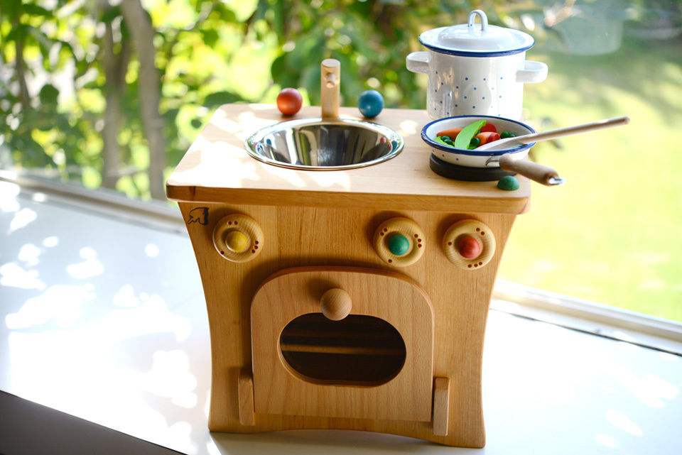 (シュタイナー教育・自然派) ドイツ・ノルベルト社 おままごとキッチン シュタイナー教育・自然派) ドイツ・ノルベルト社 おままごとキッチン