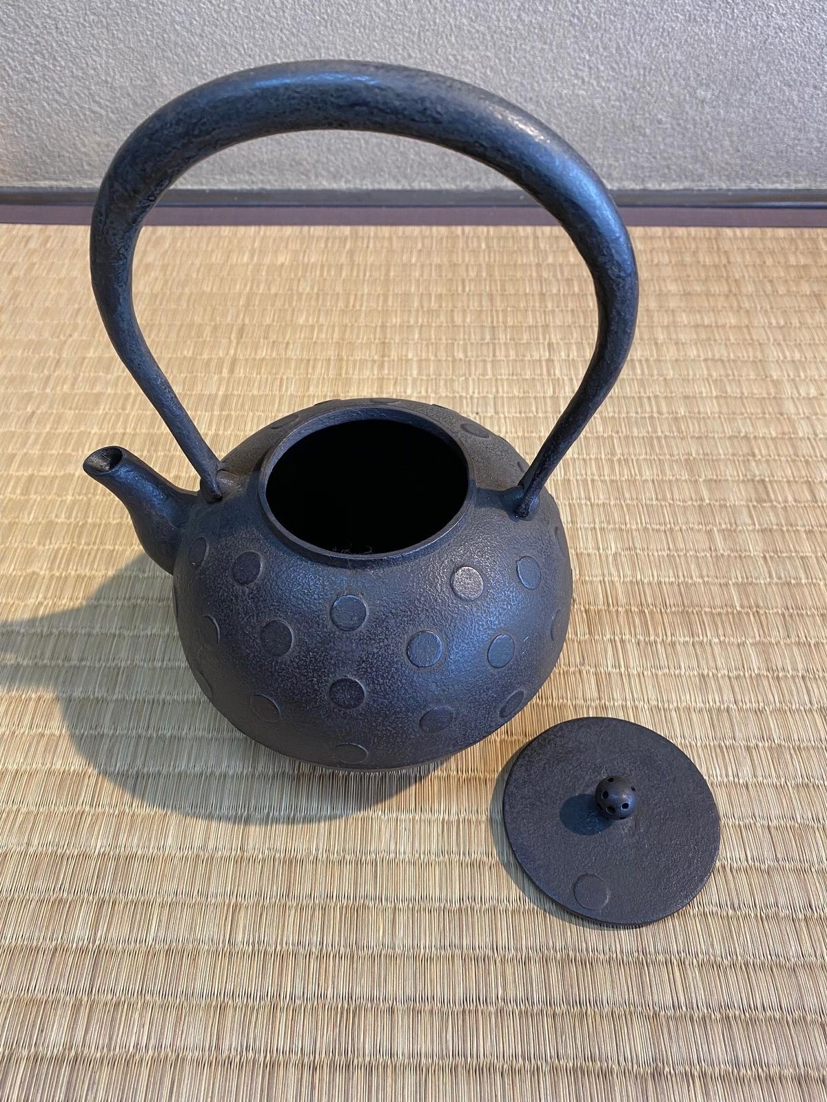 に初値下げ! 送料無料 鈴木盛久工房 小振り水玉紋丸形鉄瓶 未使用