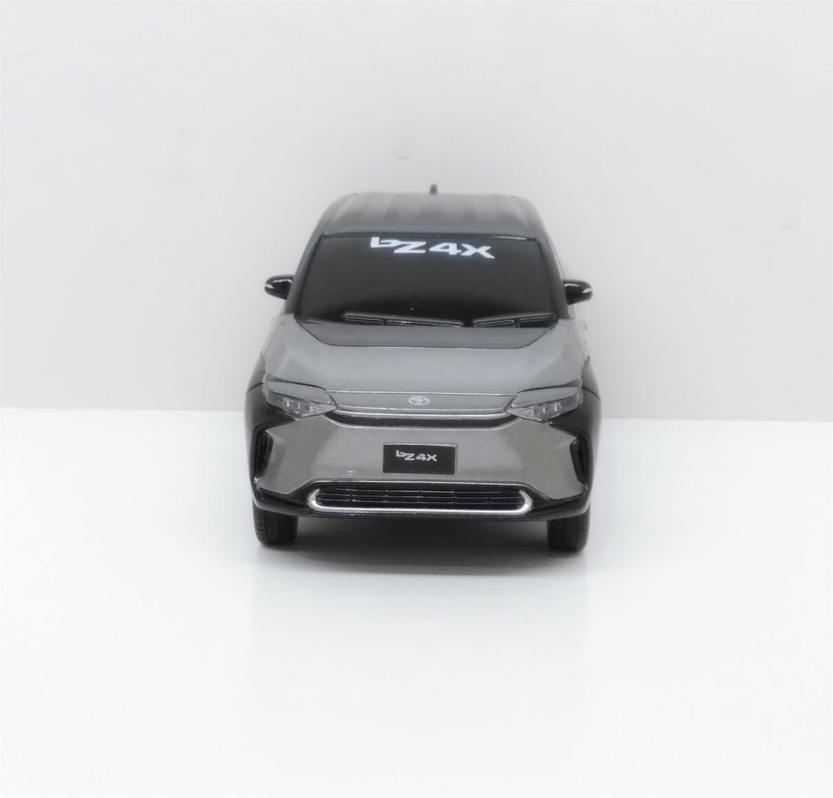 最大68%オフ! ミニカー 1 18 トヨタ bZ4X 2022 グレー iauoe.edu.ng