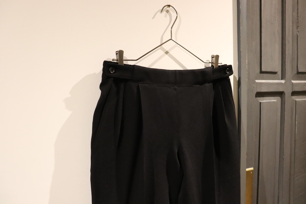 RAINMAKER PONTE ROMA PLEATED TROUSERS | MusterWerk