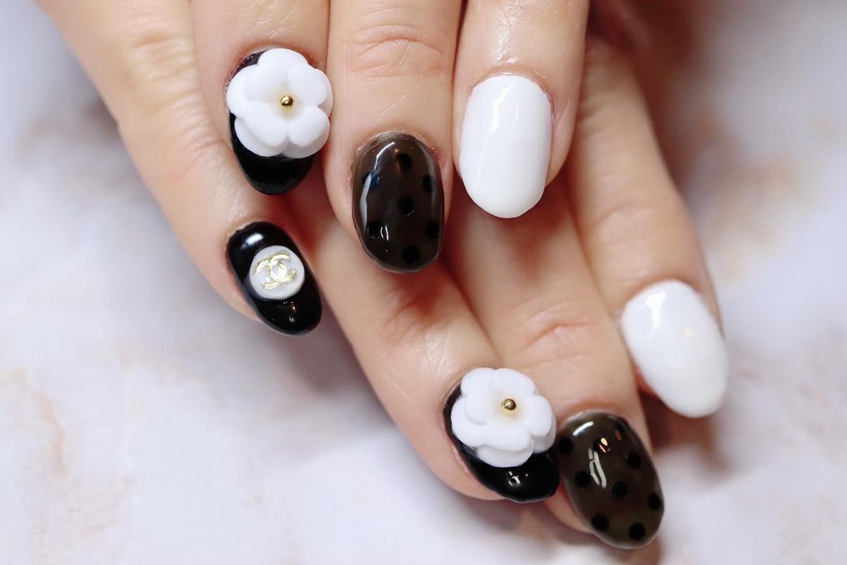 カメリアパーツ白 M 6個セット Nail And Spa Libur カメリアパーツ白 M 6個セット Nail And Spa Libur