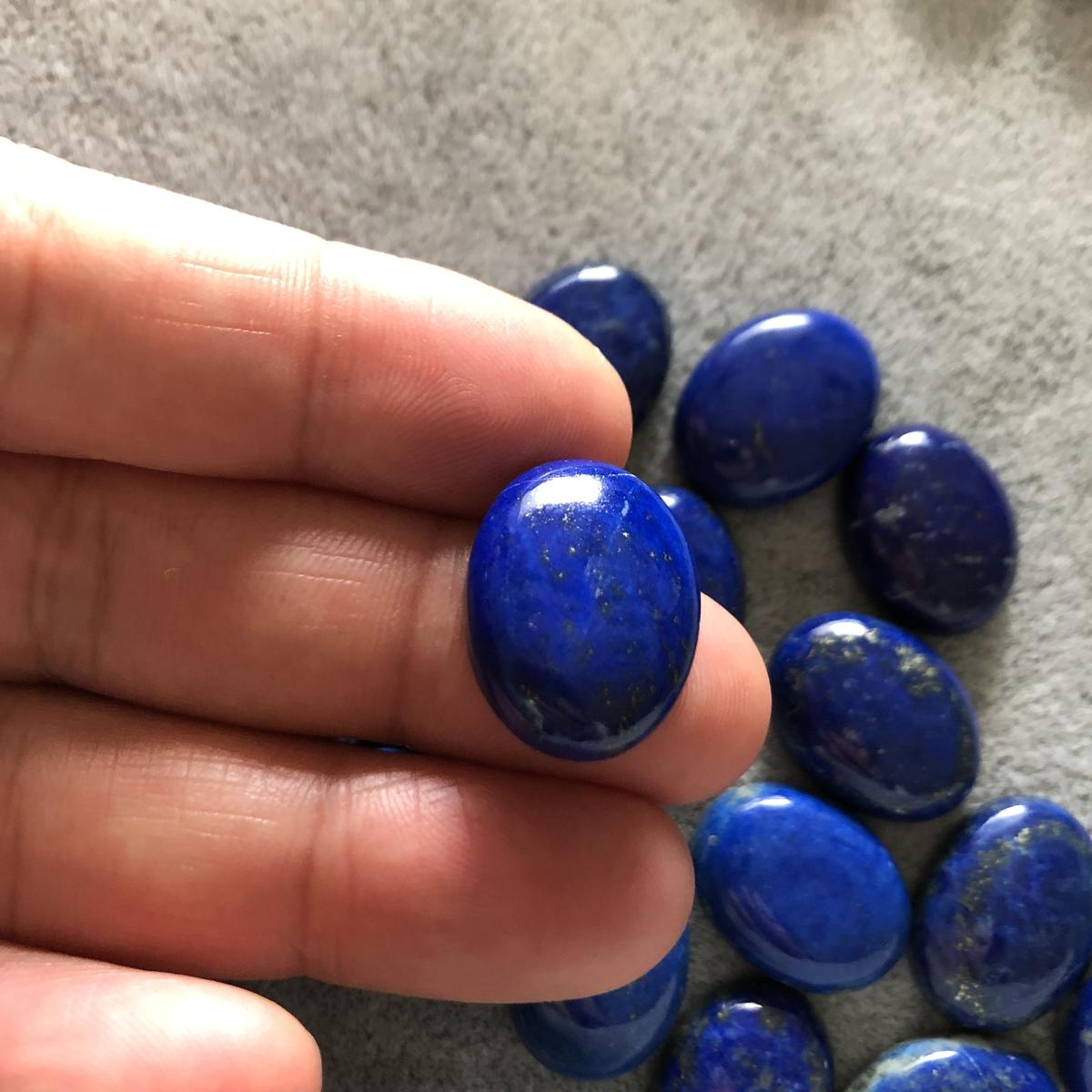 ラピスラズリ オーバル型カボション18×13×6mm 3粒2800円