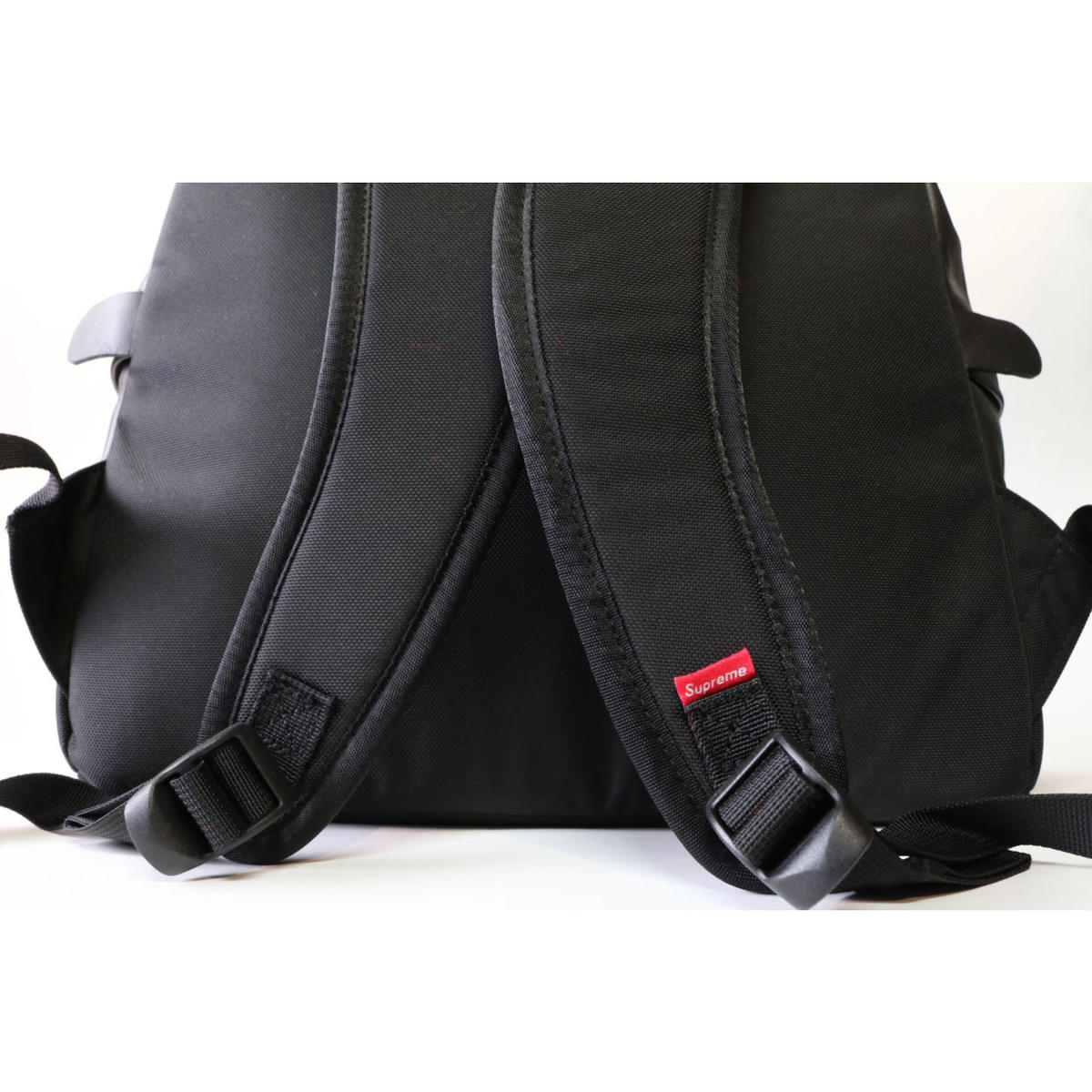 SUPREME x THE NORTH FACE LEATHER BACKPACK BLACK...