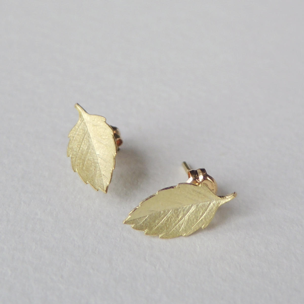 wataru yamazaki/山崎航さん作 k18 新芽のピアス