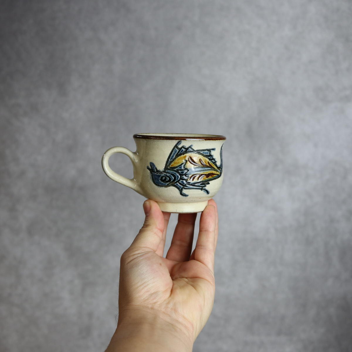 金城次郎さんのコーヒーカップとソーサー