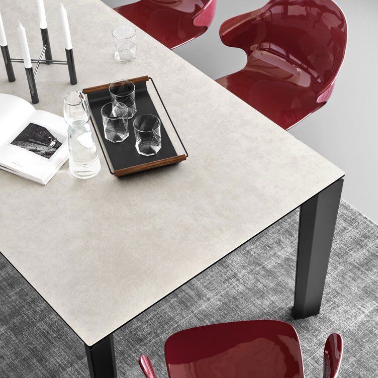 calligaris/カリガリス DELTA CS4097-R160 伸長式ダイニングテーブル デルタ セラミック天板 calligaris/カリガリス DELTA CS4097-R160 伸長式ダイニングテーブル デルタ セラミック天板