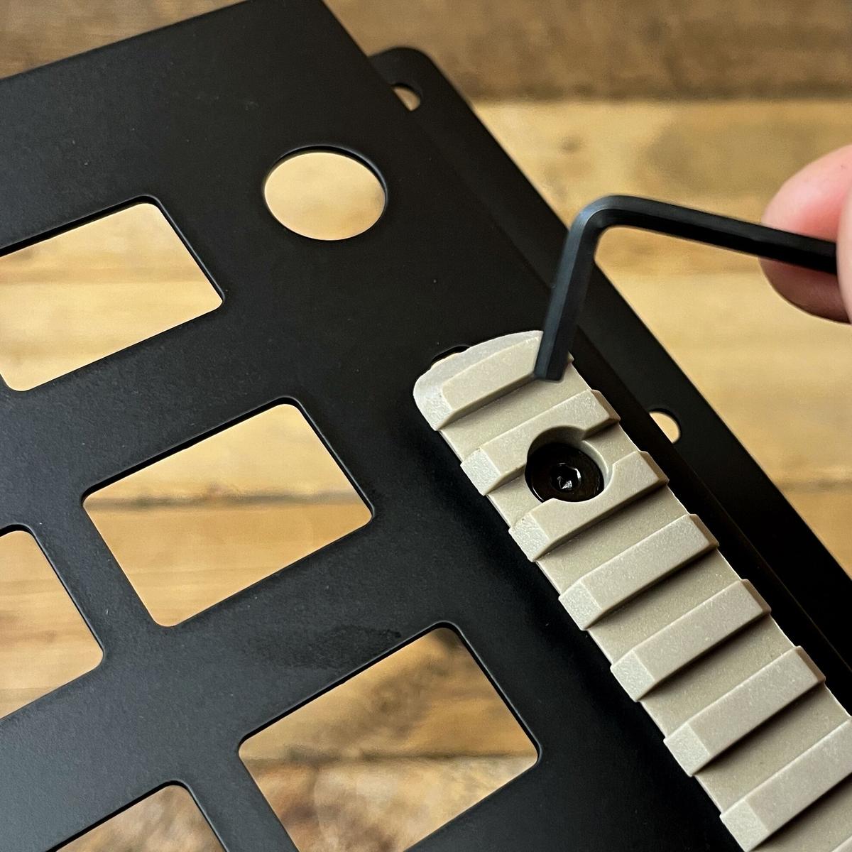 【タクティカルパネルKIT対応】20mmレール 4種4本セット（TAN） ソロキャンプ・焚...