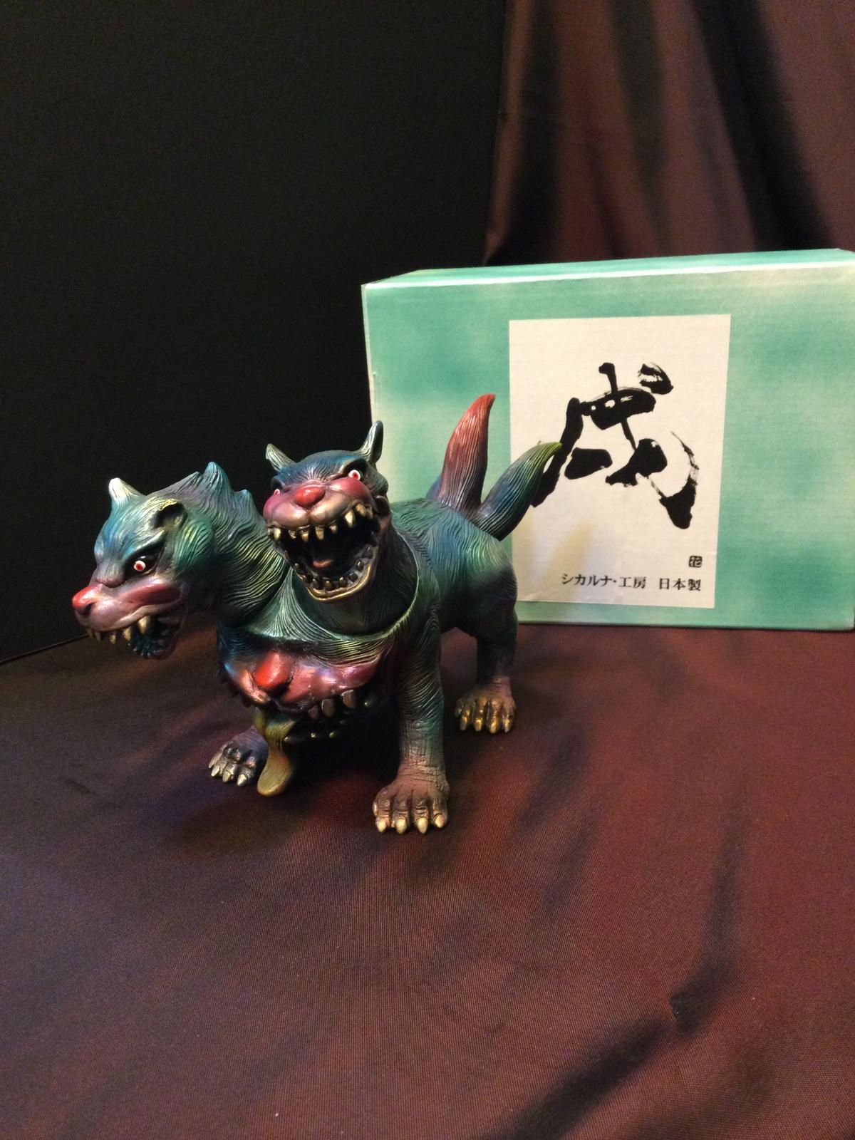 世界1体限定 ワンオフカラー ケルベロス ハイエナ シカルナ工房 ソフビ