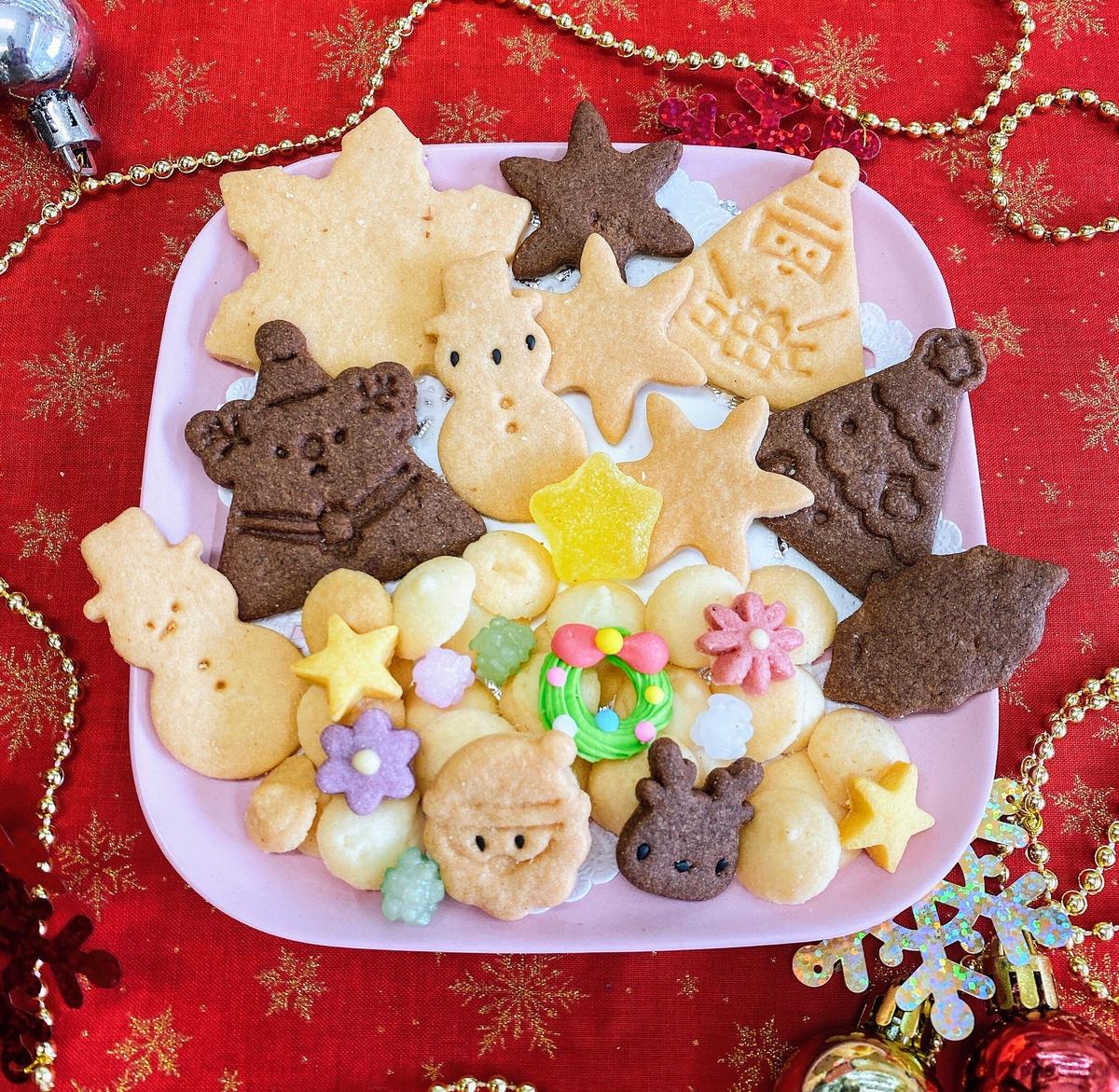 クリスマスクッキー缶 Sサイズ 丸缶 おかしの家
