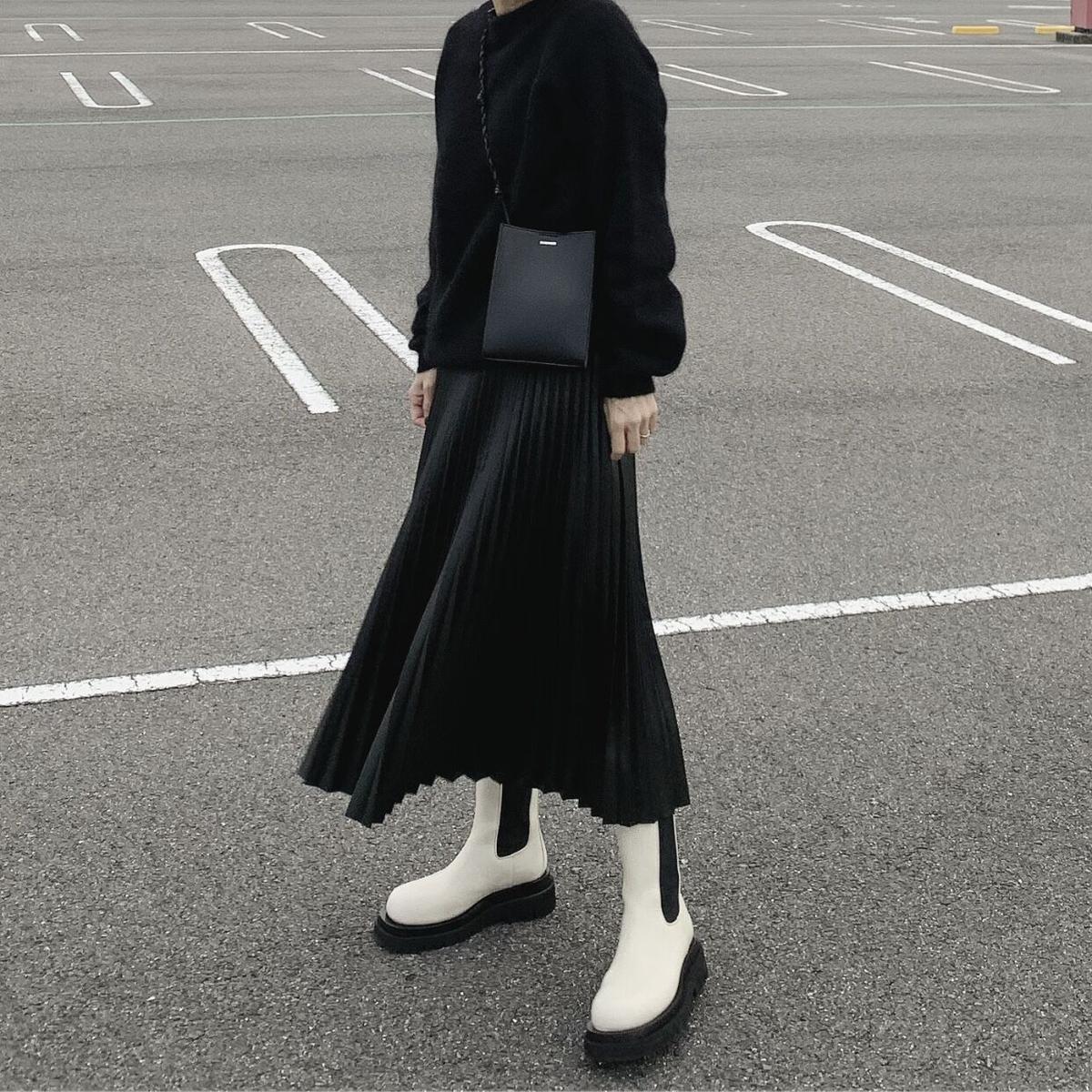 fake leather pleats skirt | ok.soon fake leather pleats skirt | ok.soon