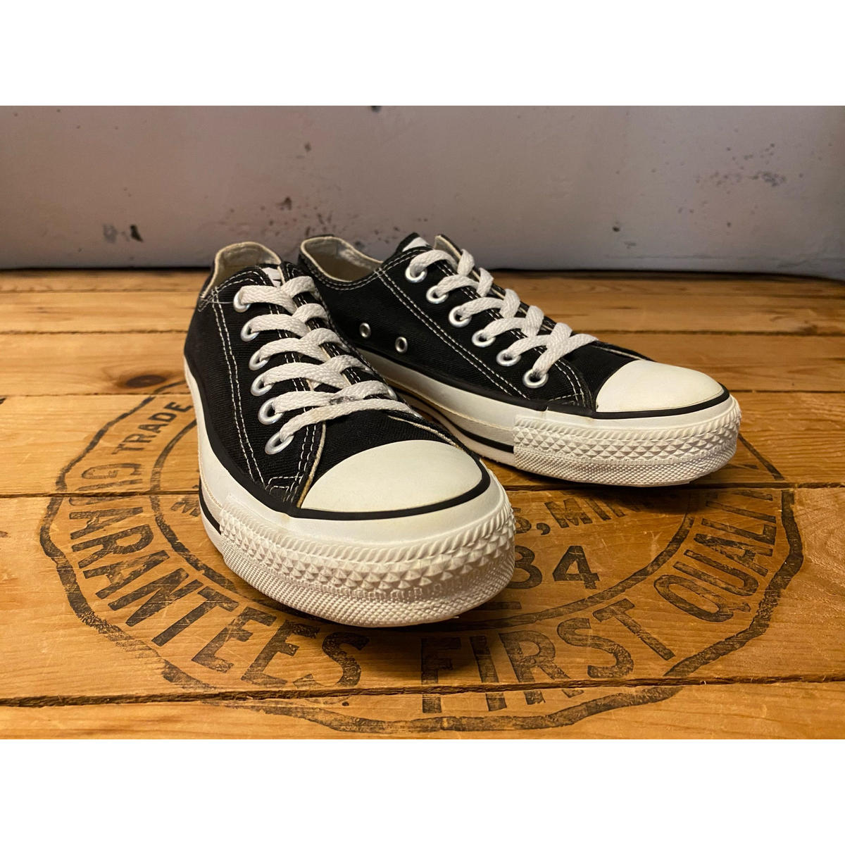 converse low cut