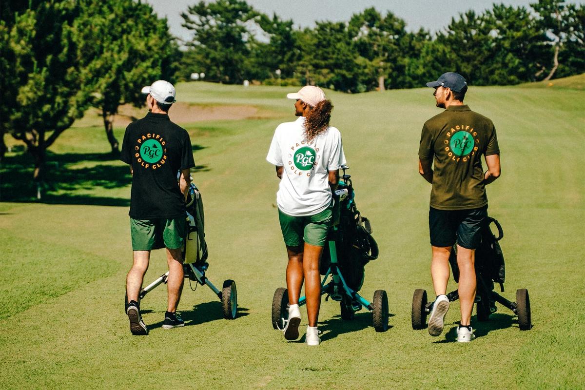 CIRCLE LOGO POLO WHITE | Pacific Golf Club