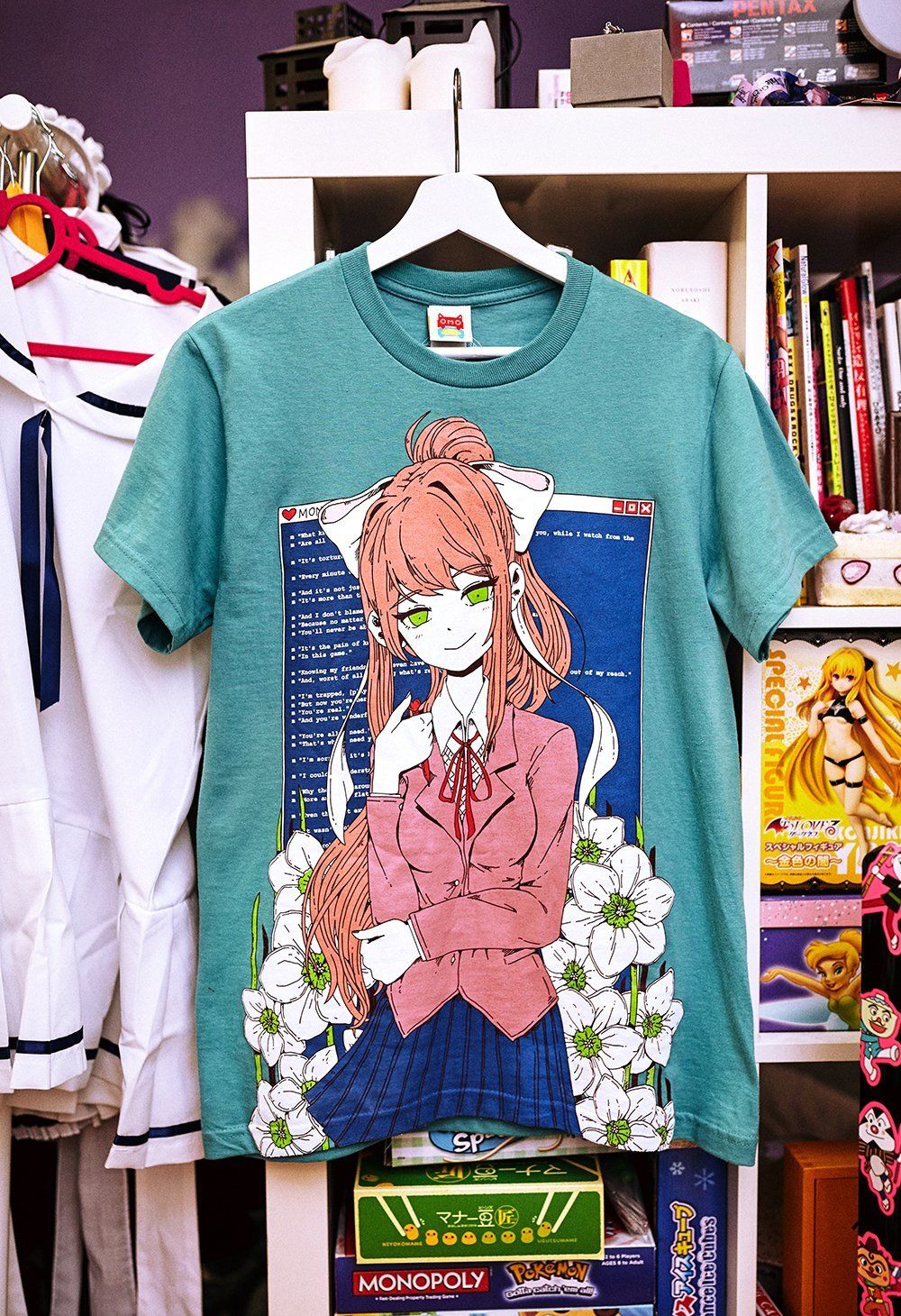 OMOCAT×DDLC コラボ アクリルキーホルダー