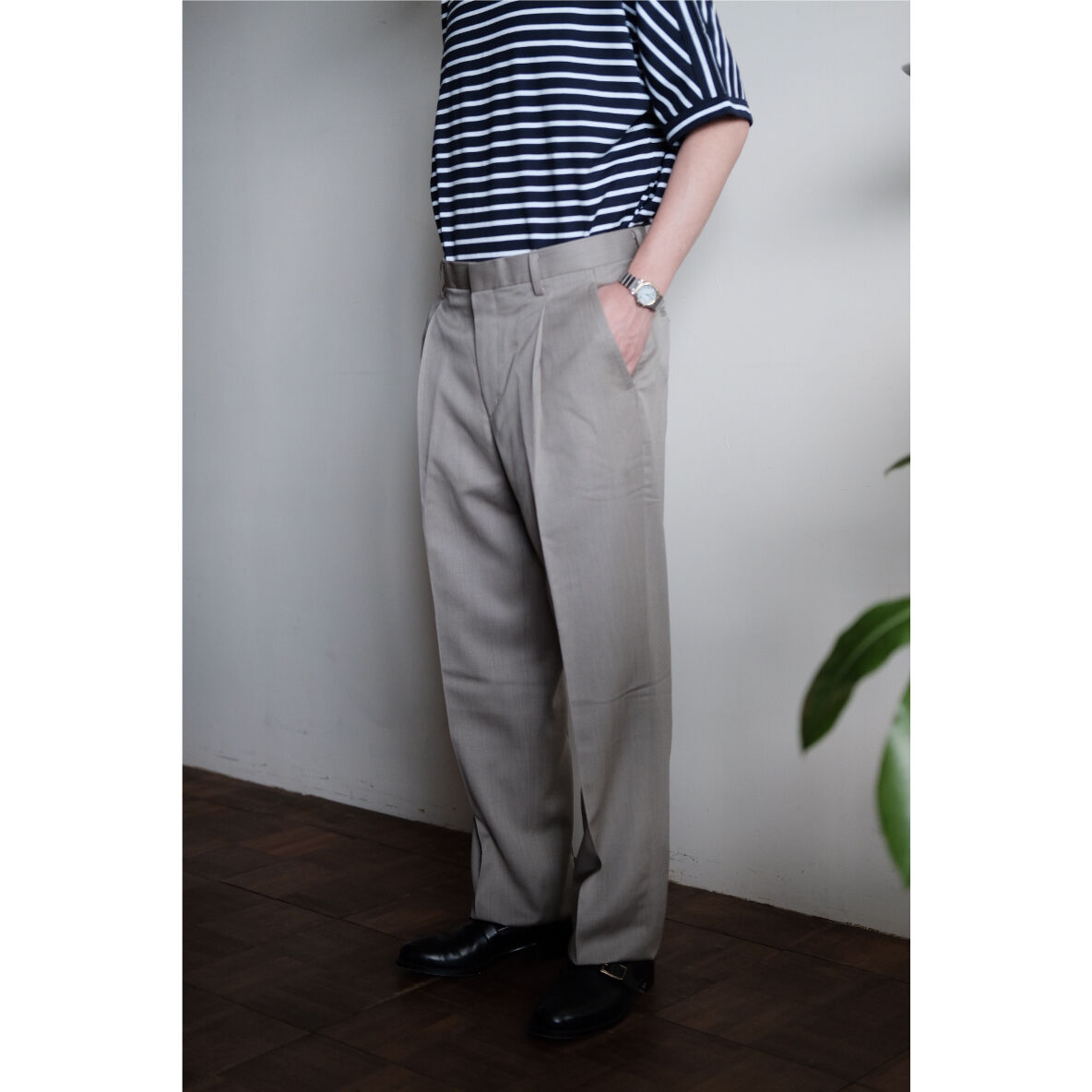 fendart 1 tuck trousers navy tf 商品を販売