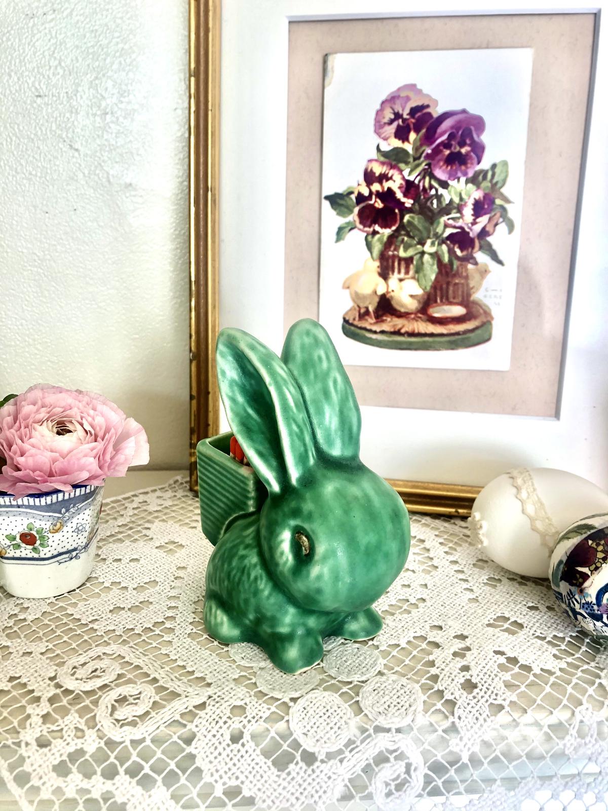 E 1 Sylvac社 うさぎのスタンド Piskey イギリスのふるいものかわいいもの