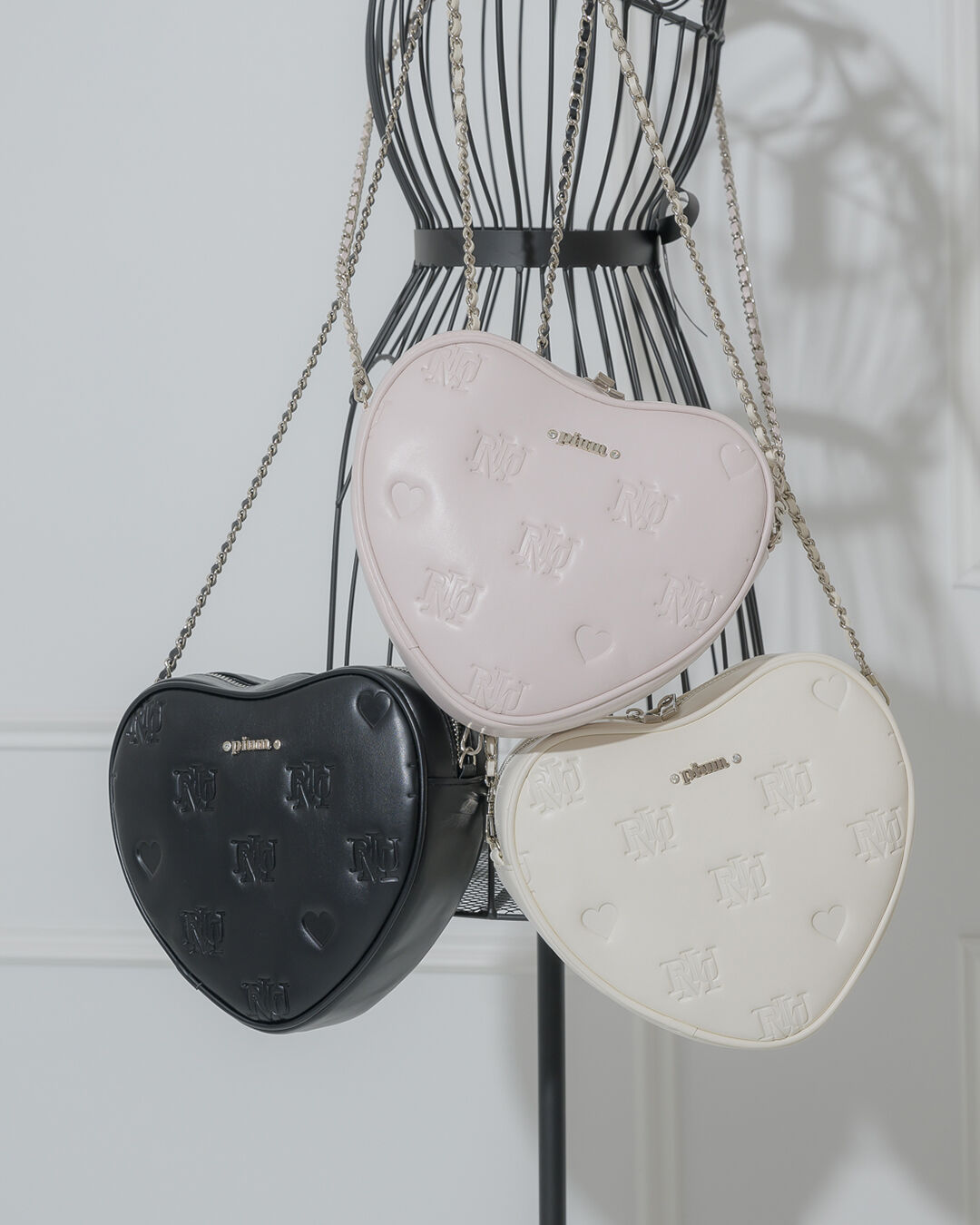 piumモノグラムキルティングハートポシェット | pium