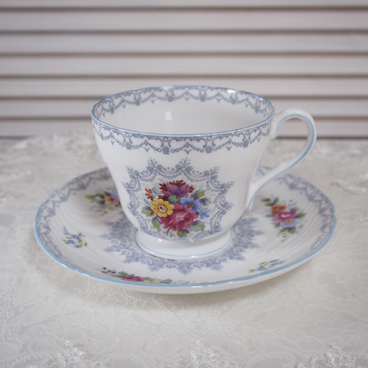 シェリー デインティ ブルーデイジー ティートリオ