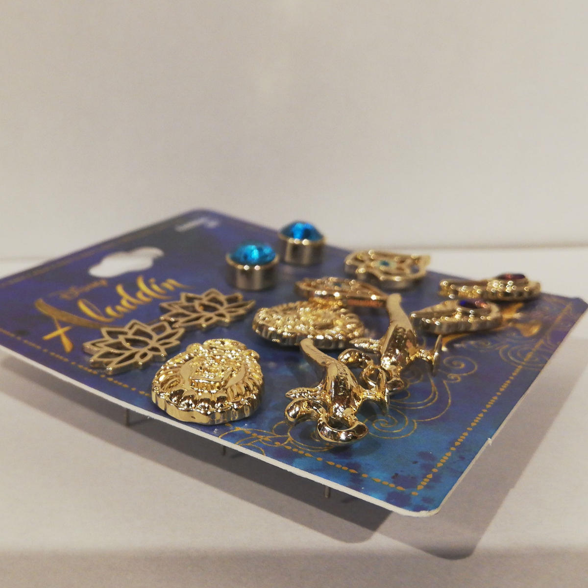 Usa直輸入 Disney アラジン ジャスミン ピアス セット ディズニー アクセサリー Usa直輸入 Disney アラジン ジャスミン ピアス セット ディズニー アクセサリー