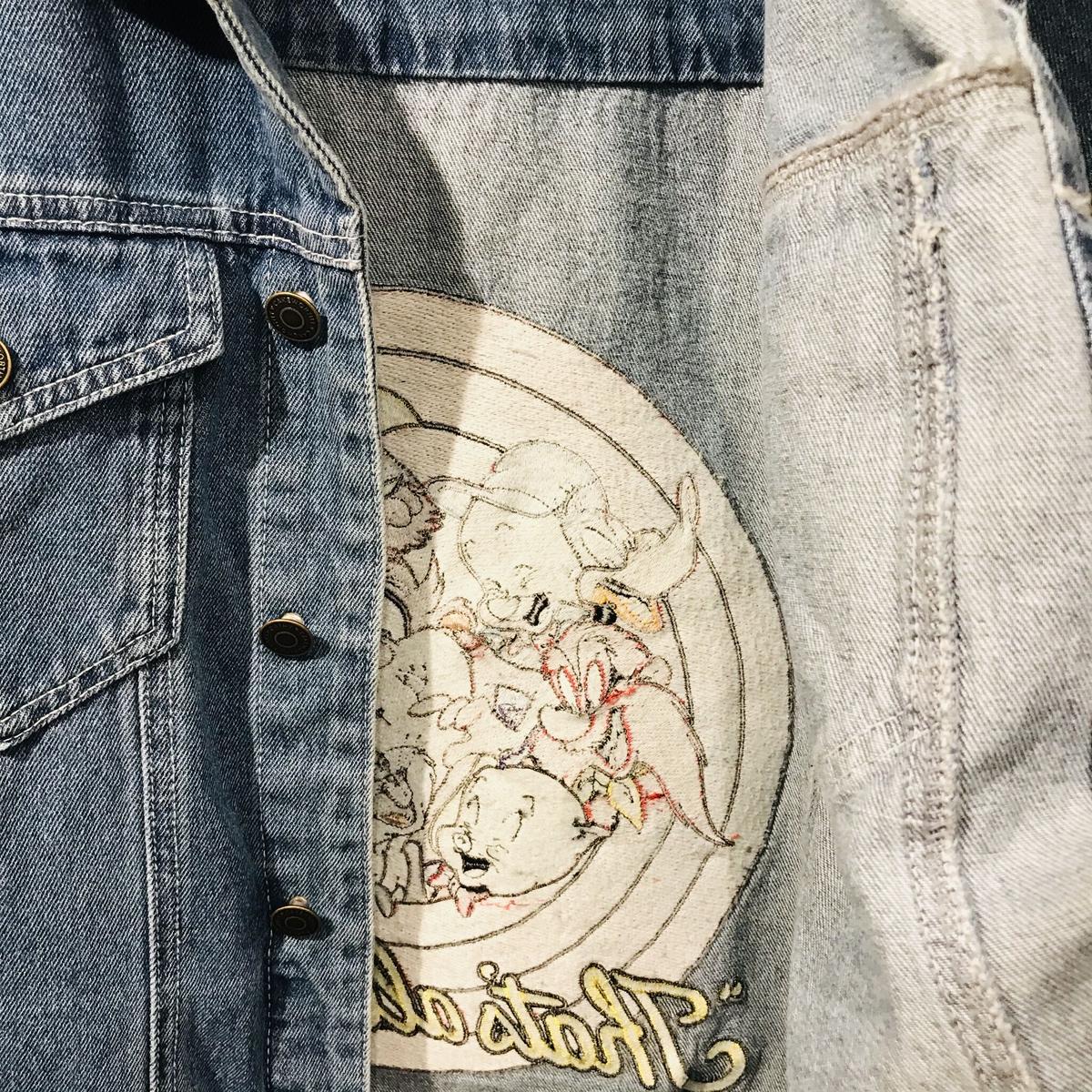 【USA直輸入】LOONEY TUNES ルーニーチューンズ デニム ジャケット Gジャン アウター by Cakeworthy バックスバニー・トゥイ―ティ・シルベスター・ロードランナー・タズ