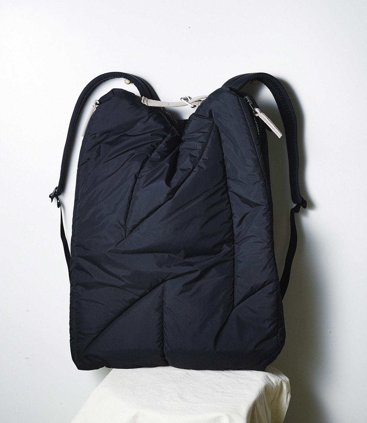 HK08 BACKPACK L The Store