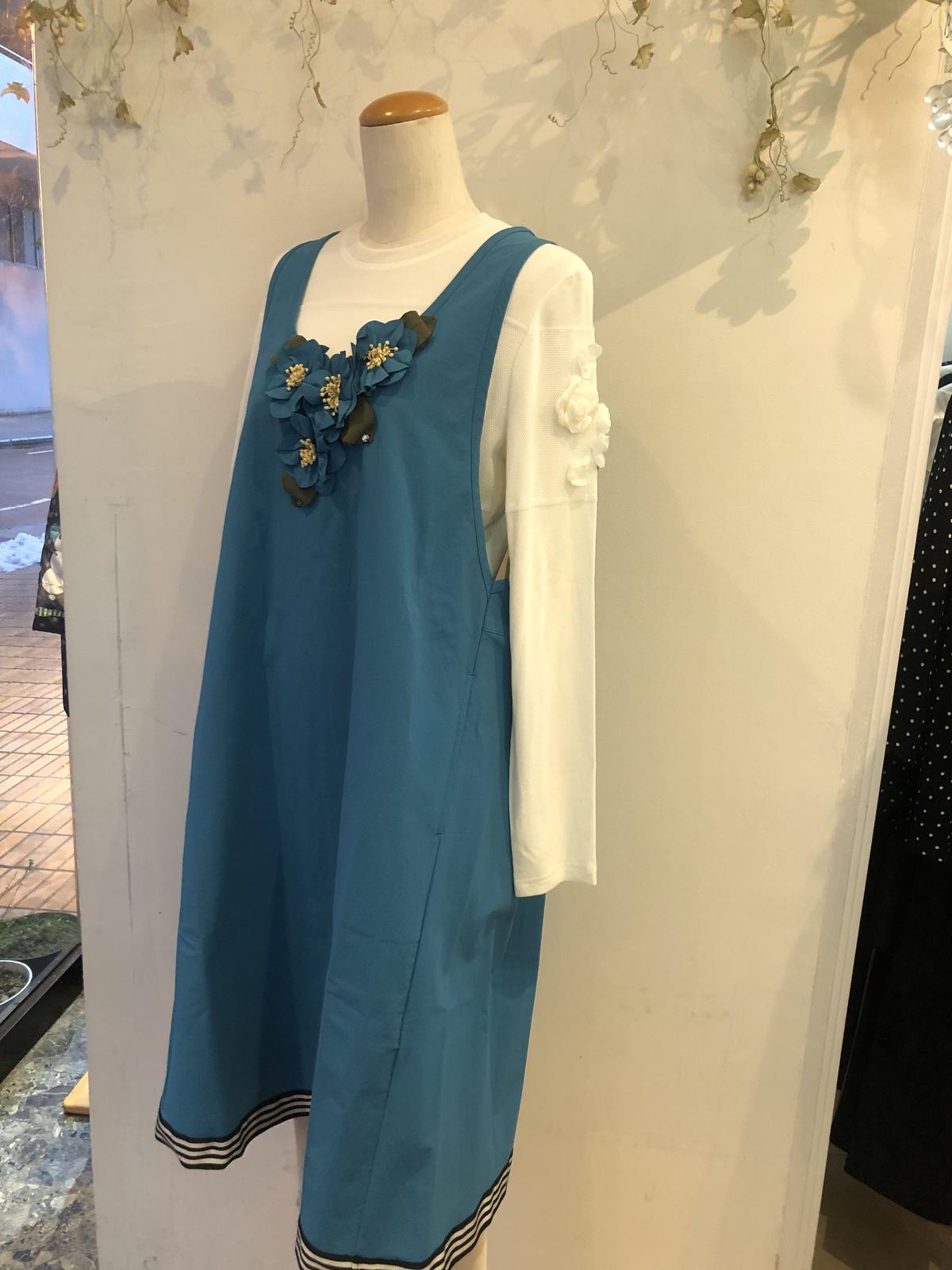 POTECHINO ポテチーノ エプロン 黒 ブラック 花 コサージュ さえら