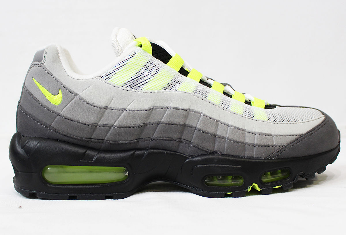 NIKE AIR MAX 95 OG 554970-071 BLACKÃVOLT-MEDIUM