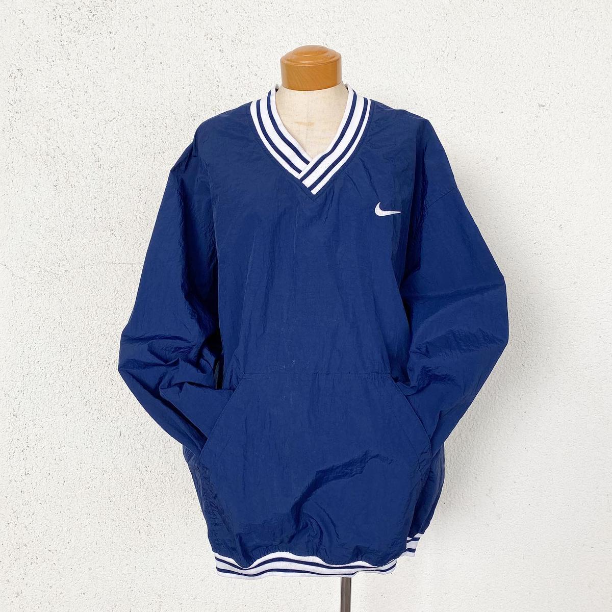 Nike Vネックナイロンプルオーバー Custom Fever