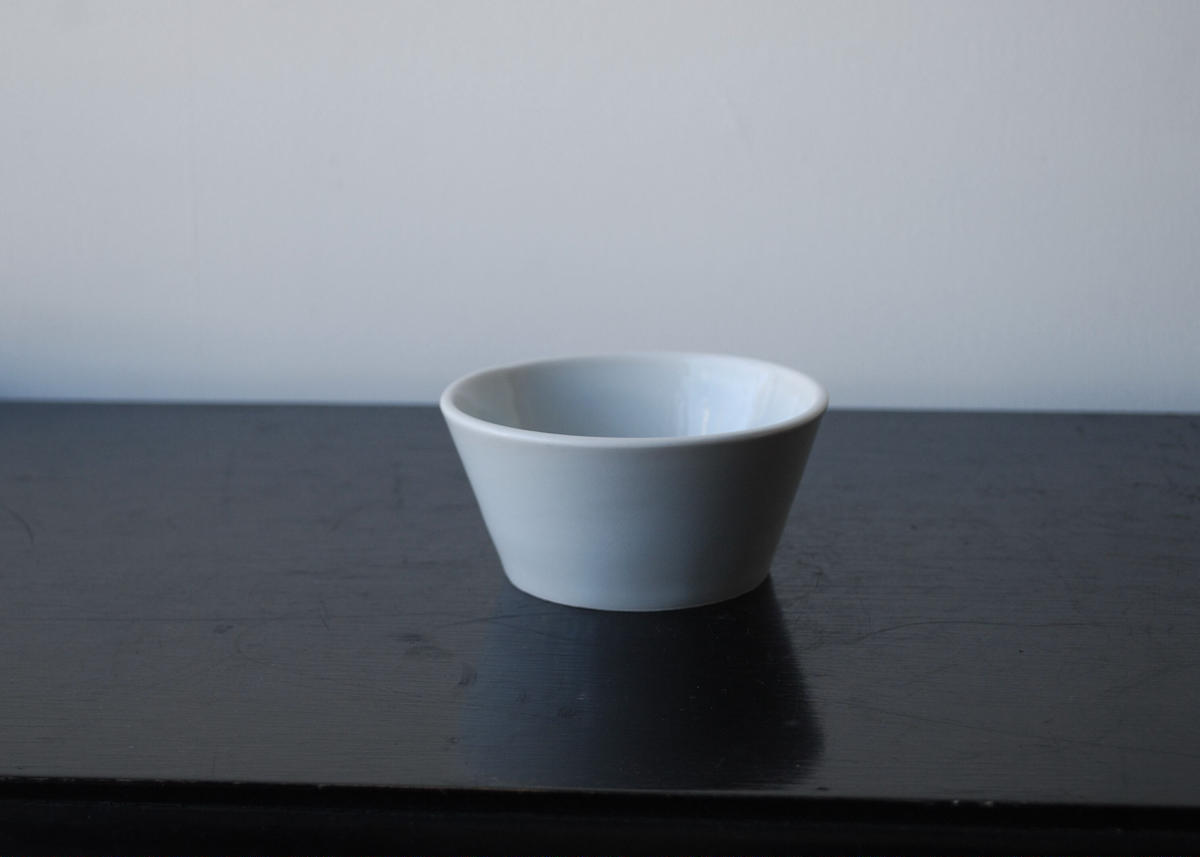 五十嵐元次 高台丼 2個セット 五十嵐元次さんの 白磁 さかなうつわ