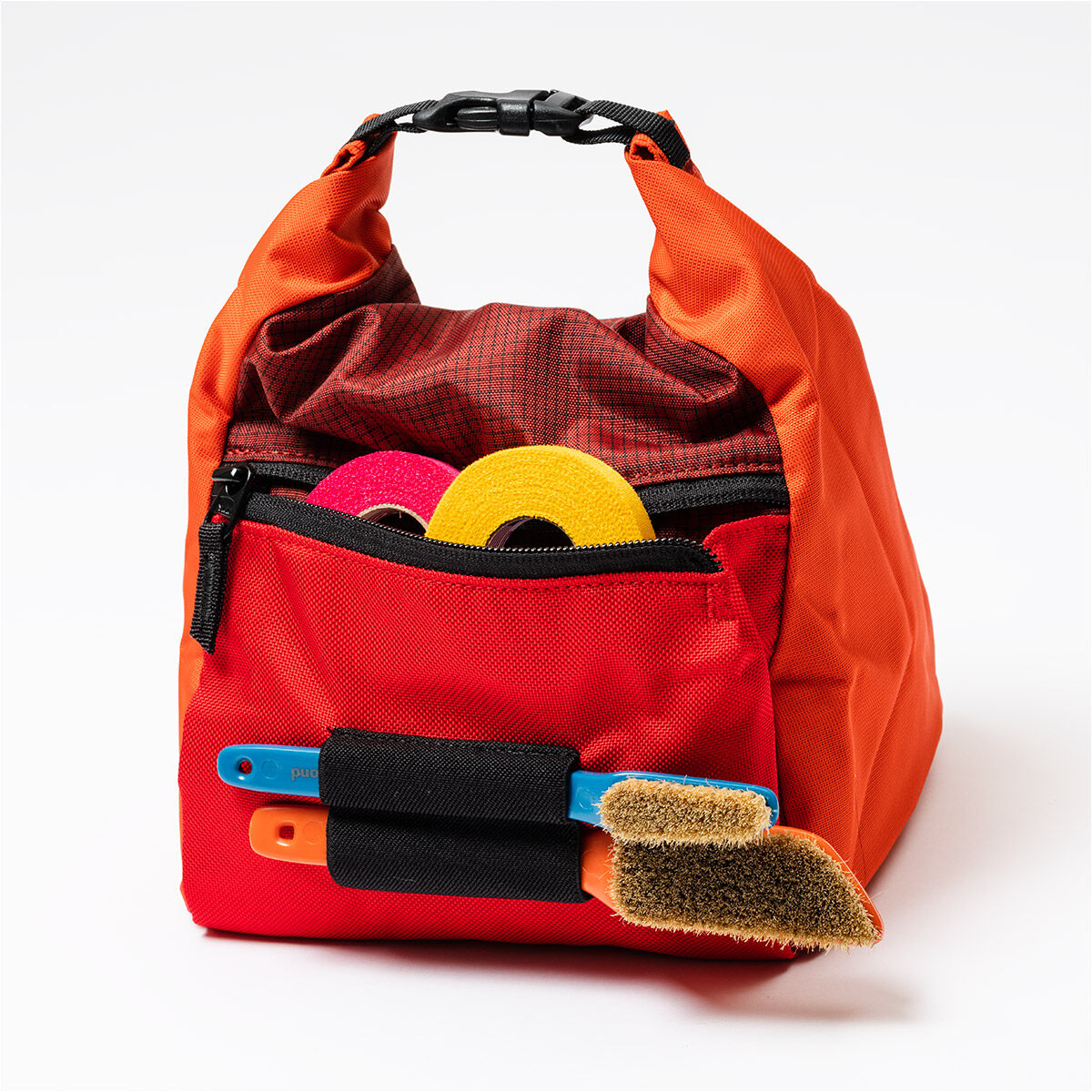 BLACK DIAMOND MONDO CHALK POT Red 2023 The R...