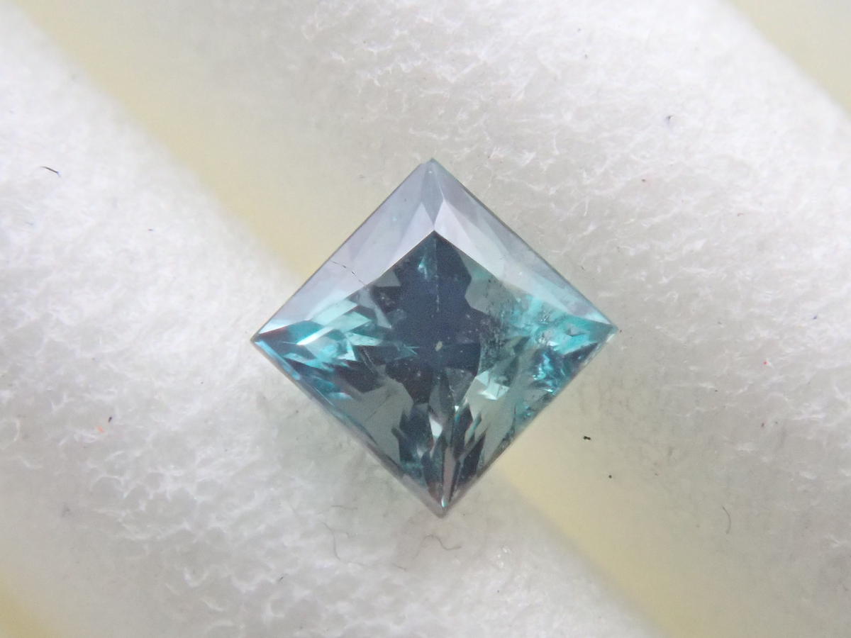 おしゃれ 6 30まで限定販売 アレキサンドライト 宝石 ルース ０ ３４ｃｔ 待望の再入荷 Insfatima Com Ar