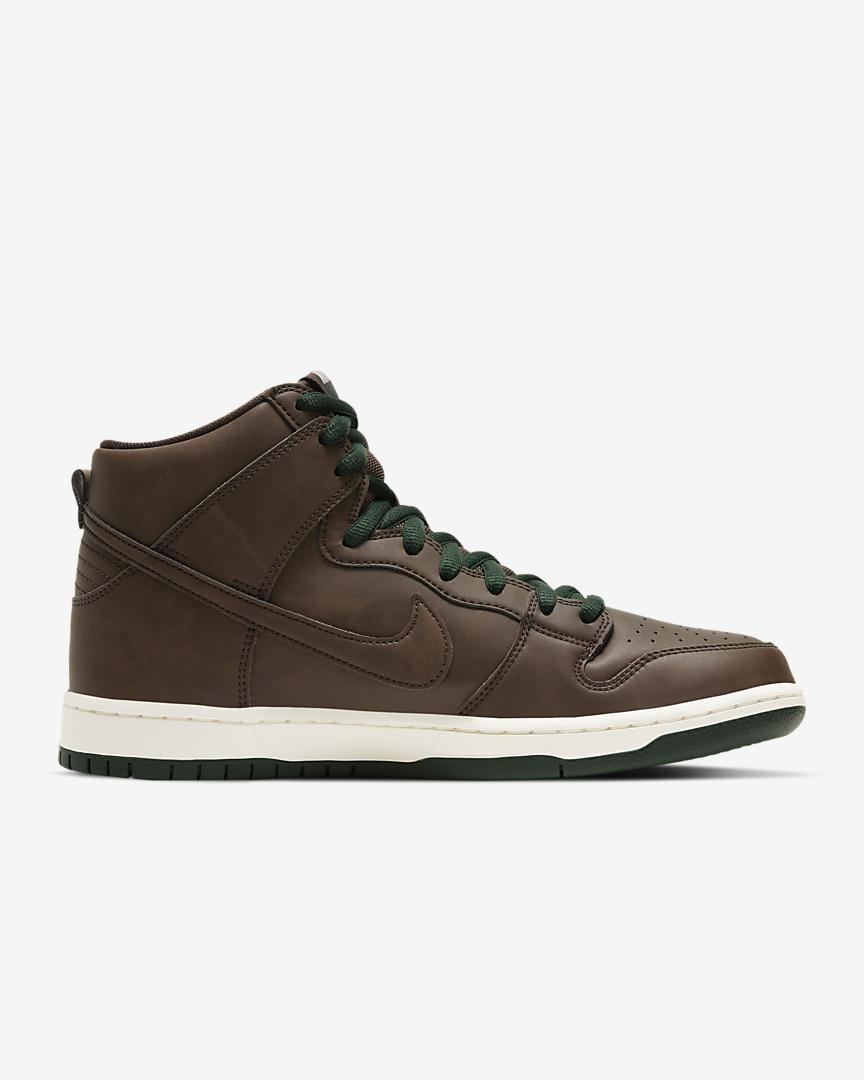 送料込/最安値】新品 NIKE SB DUNK HIGH PRO 送料込/最安値】新品 NIKE SB DUNK HIGH PRO