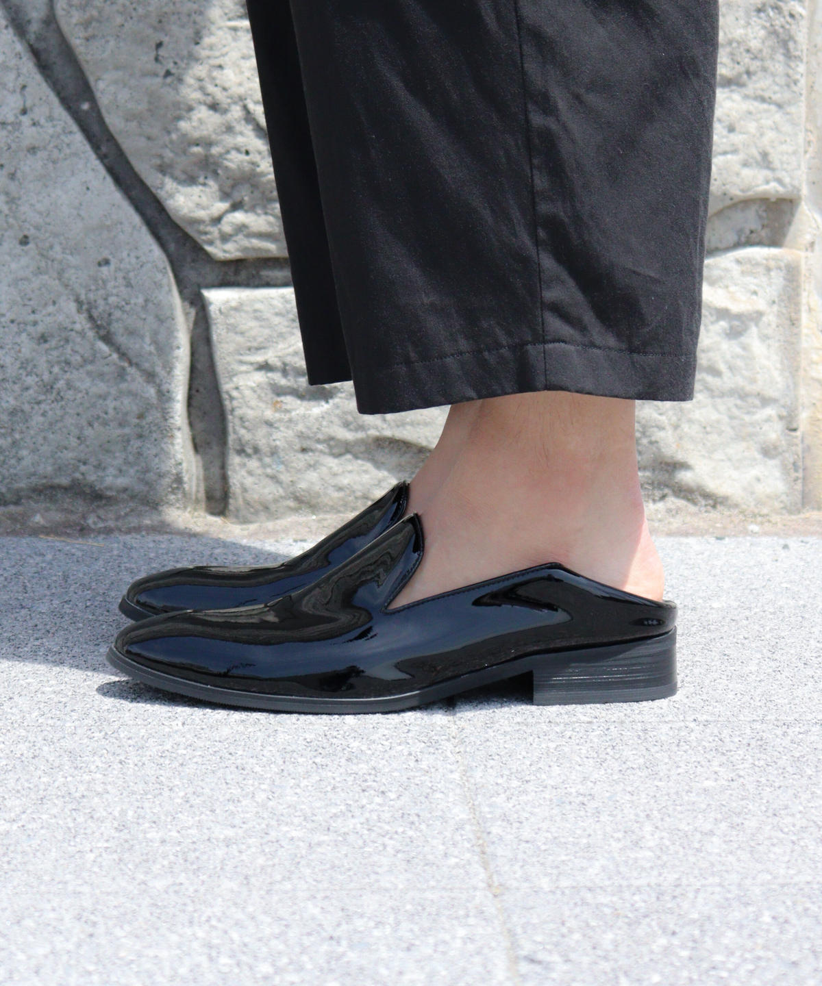 パテントレザーオペラスリッポン | CTHY