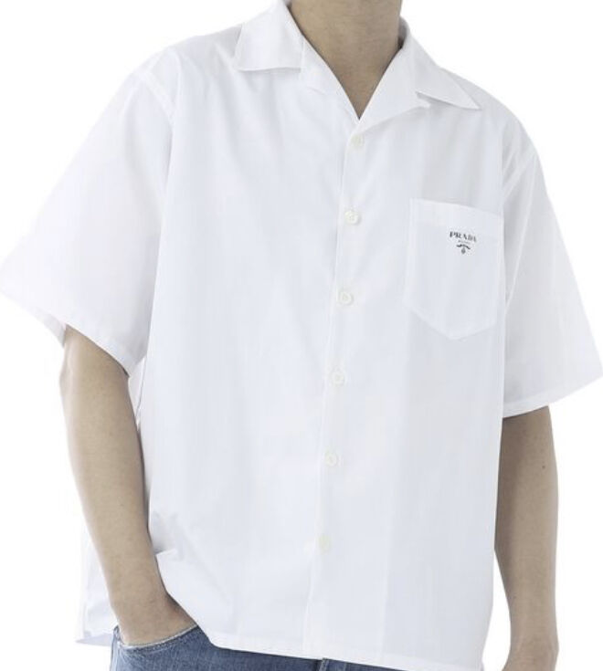 新品タグ付き PRADAプラダ ワンポイント ブランドロゴシャツ 半袖 ...