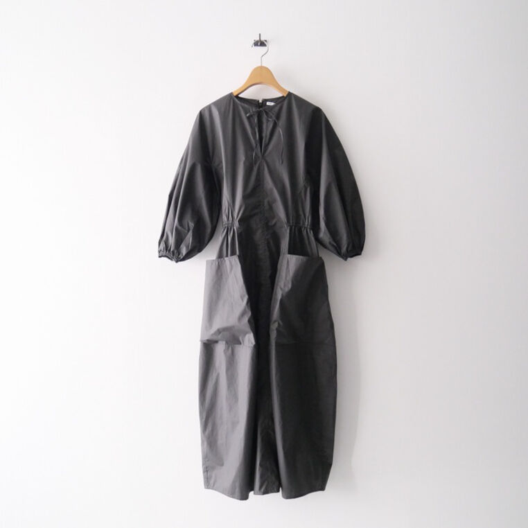 2021SS今季 未使用 / TENNE HANDCRAFTED MODERN / VOLUME SLEEVE ONE-PIECE / 2105-0530