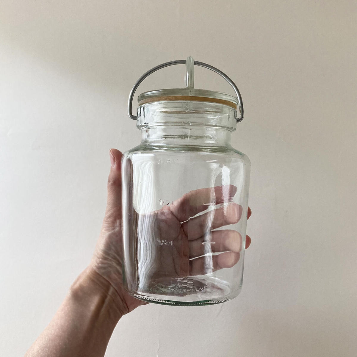 大人気定番商品 フィンランドRiihimaen lasi さくらんぼのキャニスター