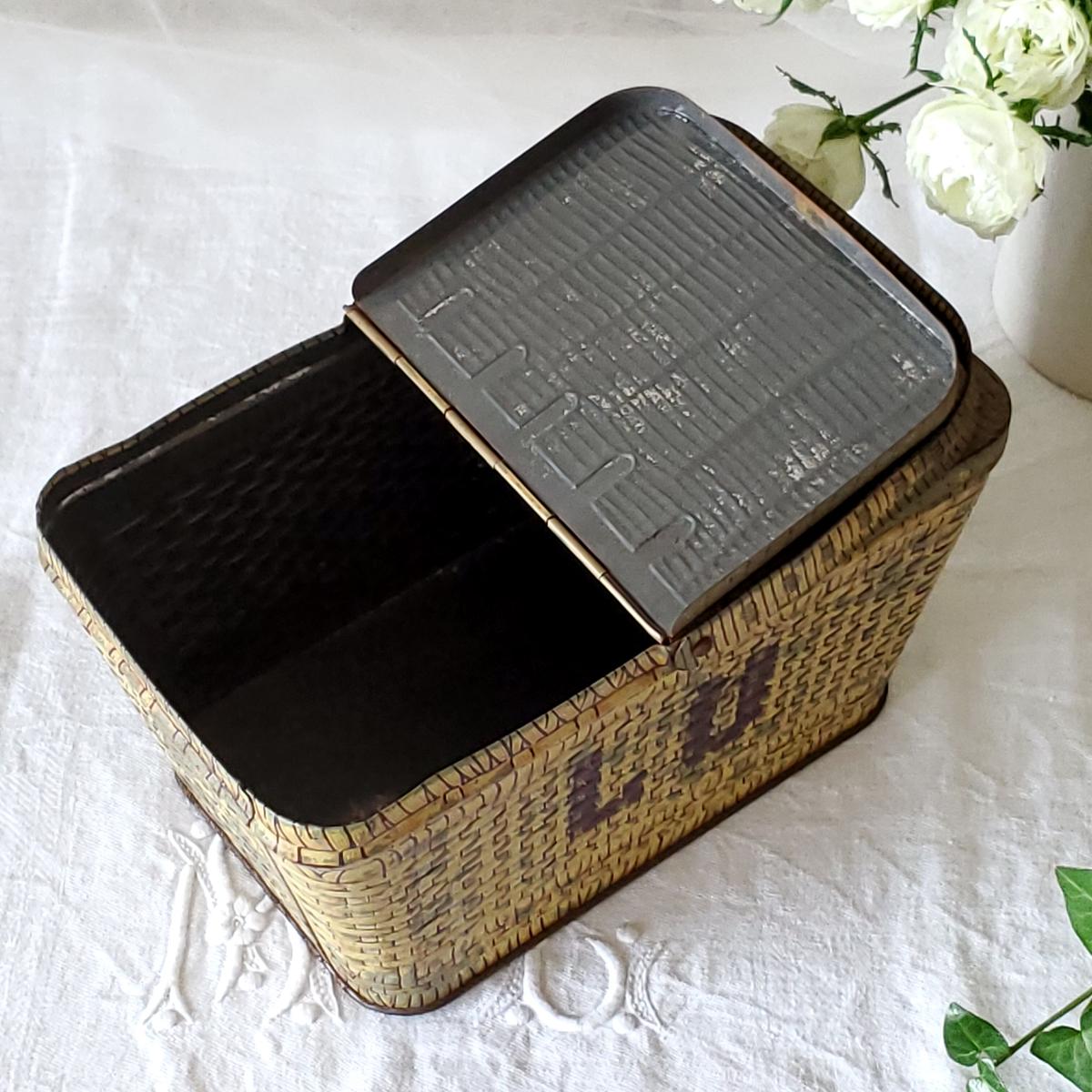 送料無料（沖縄配送） フランスアンティーク LUビスケット バスケット