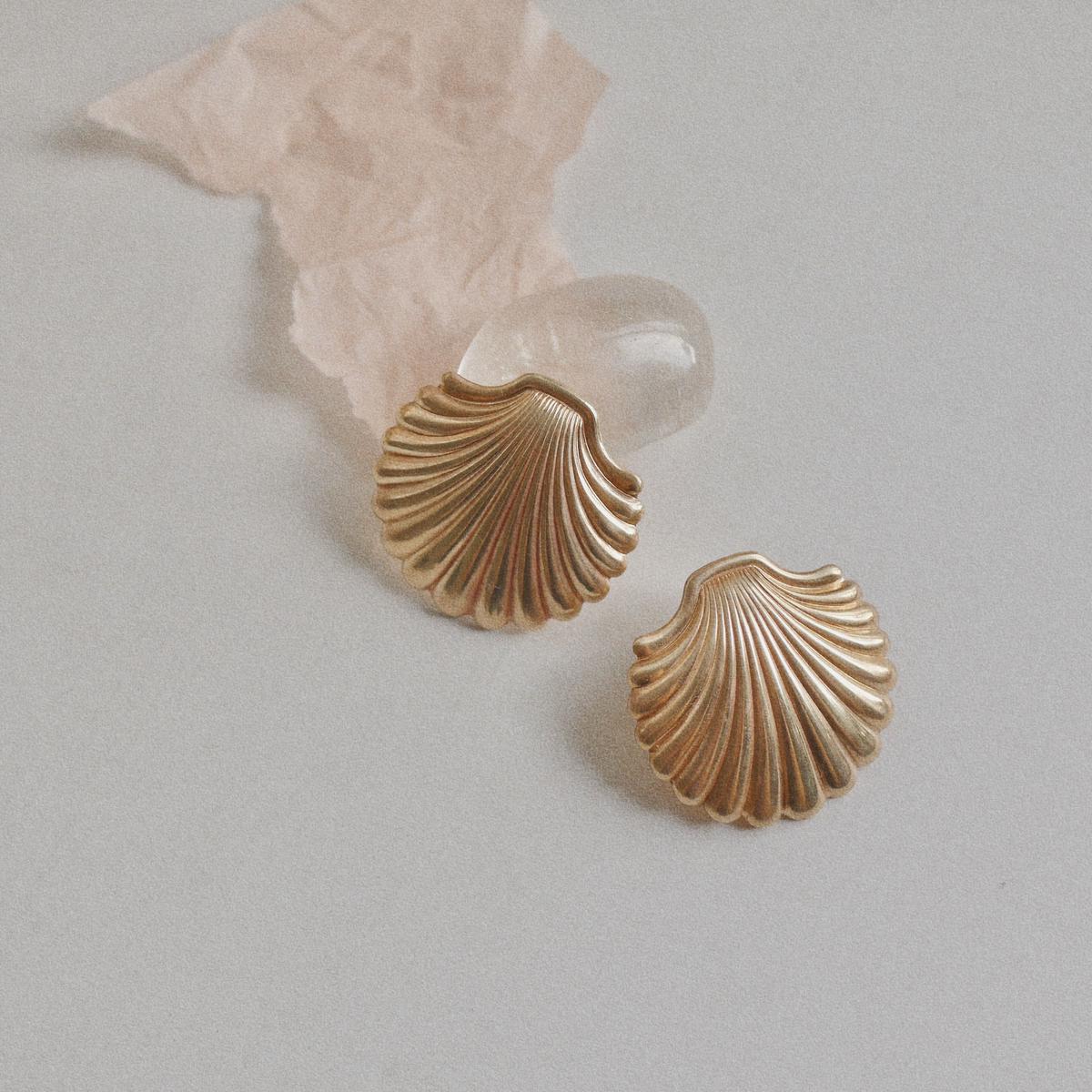 新製品情報も満載 Hoop Two Tone ディズニー Crystal Earring ピアス Ohana Set レディース Gold