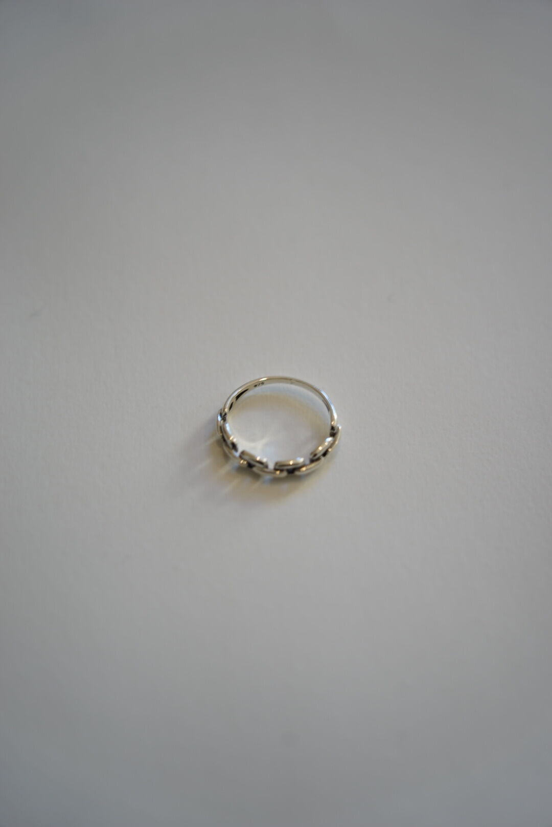 Rhodi\u00e9 silver ring and pink quartz