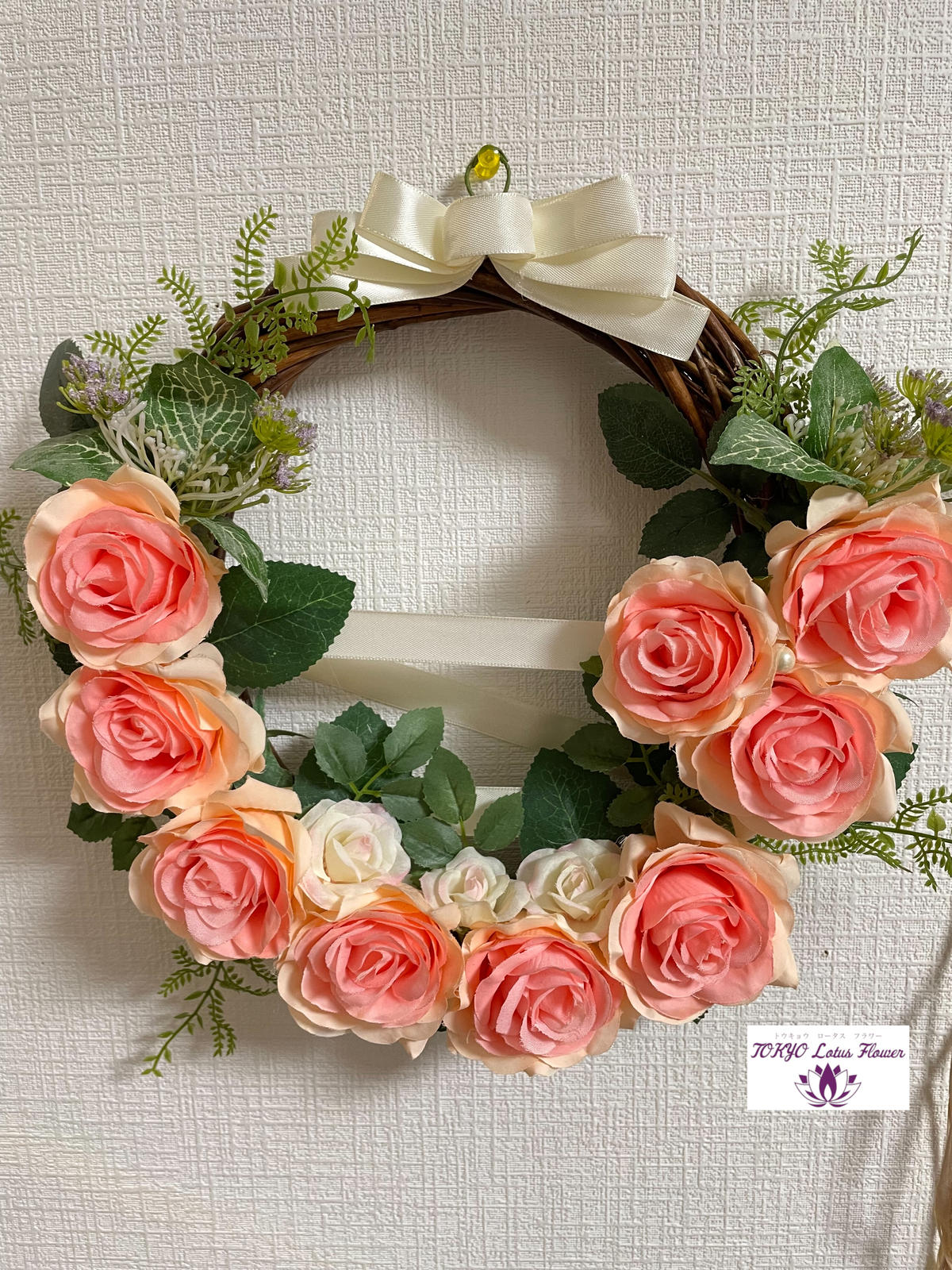 ピンクの薔薇リース 直径25cm Tokyo Lotus Flower