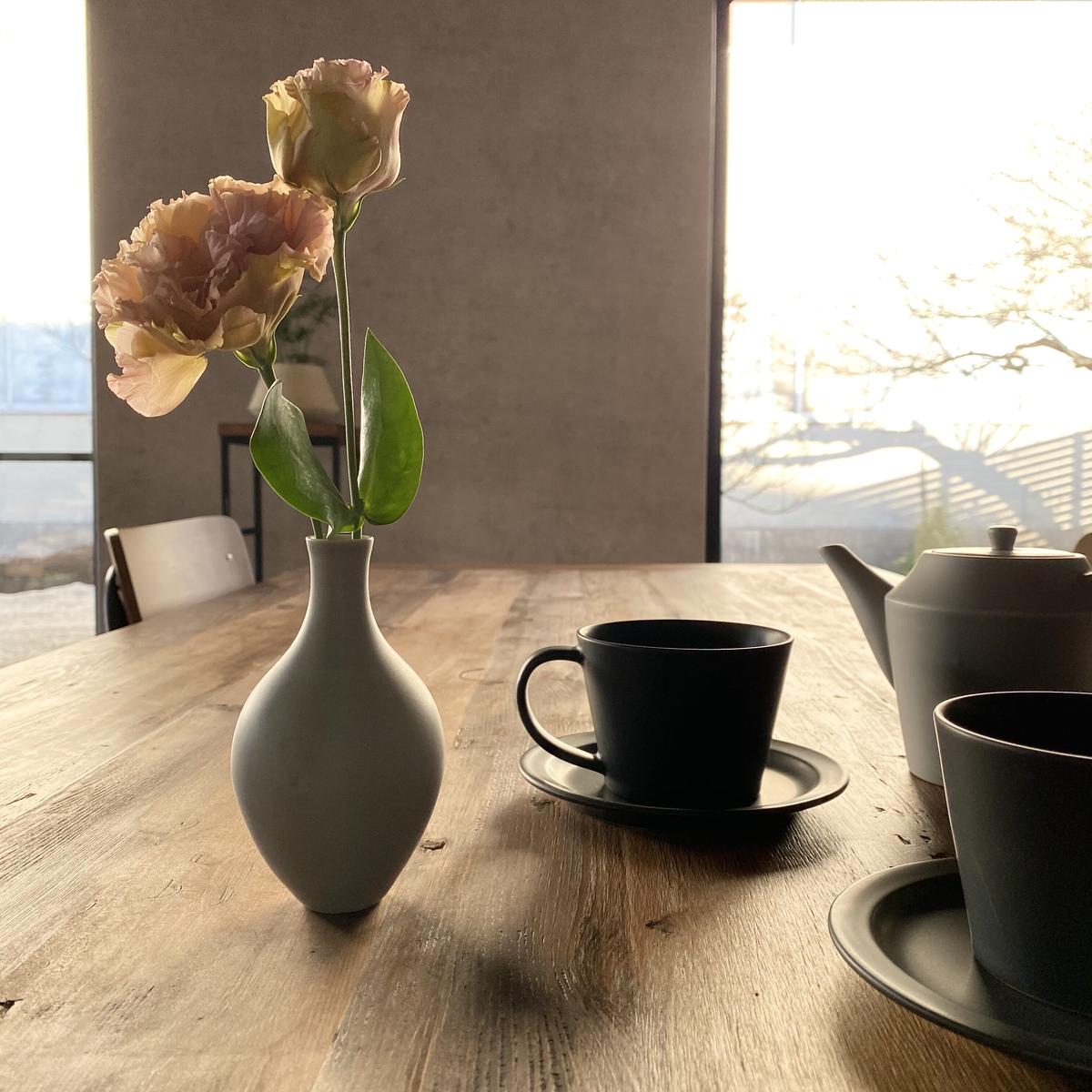 Sara Flower vase（Box入り） SAKUZAN 公式オンラインストア