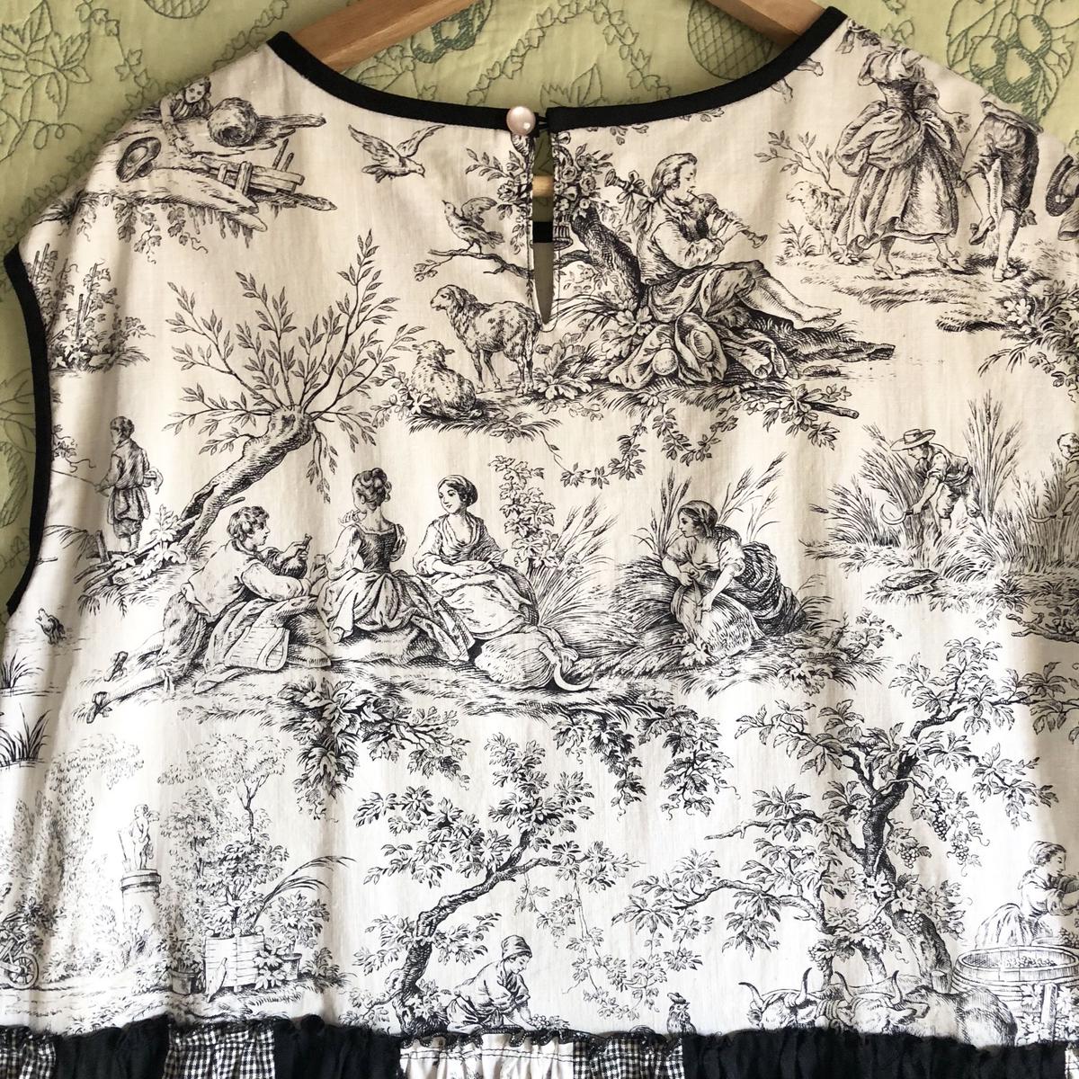 トワルドジュイのワンピース Sanbikinokobuta トワルドジュイのワンピース Sanbikinokobuta